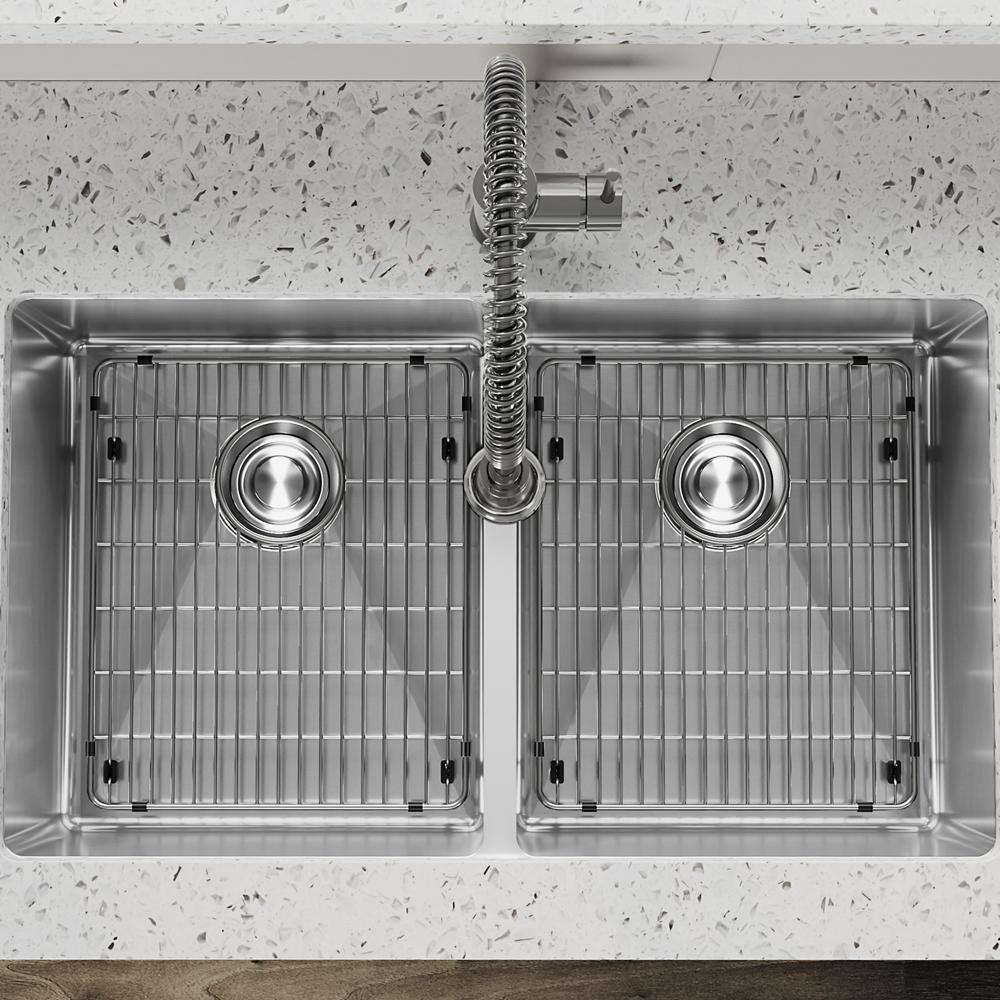 Elkay SS 31.5 x 18.5 x 9 Equal Double Undermount Sink Kit with